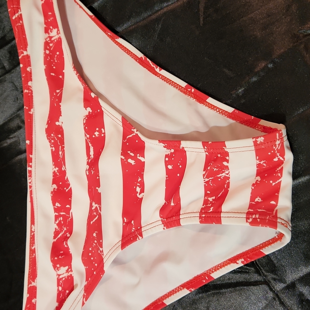 🎀Stripe Bikini Bottoms